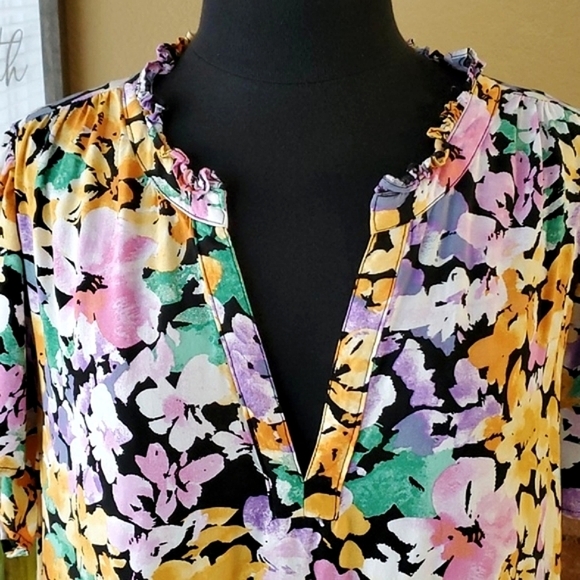 Terra & Sky Floral V-Neck Tiered Women's Dress SIZE: 2X (20W-22W) - Picture 4 of 15